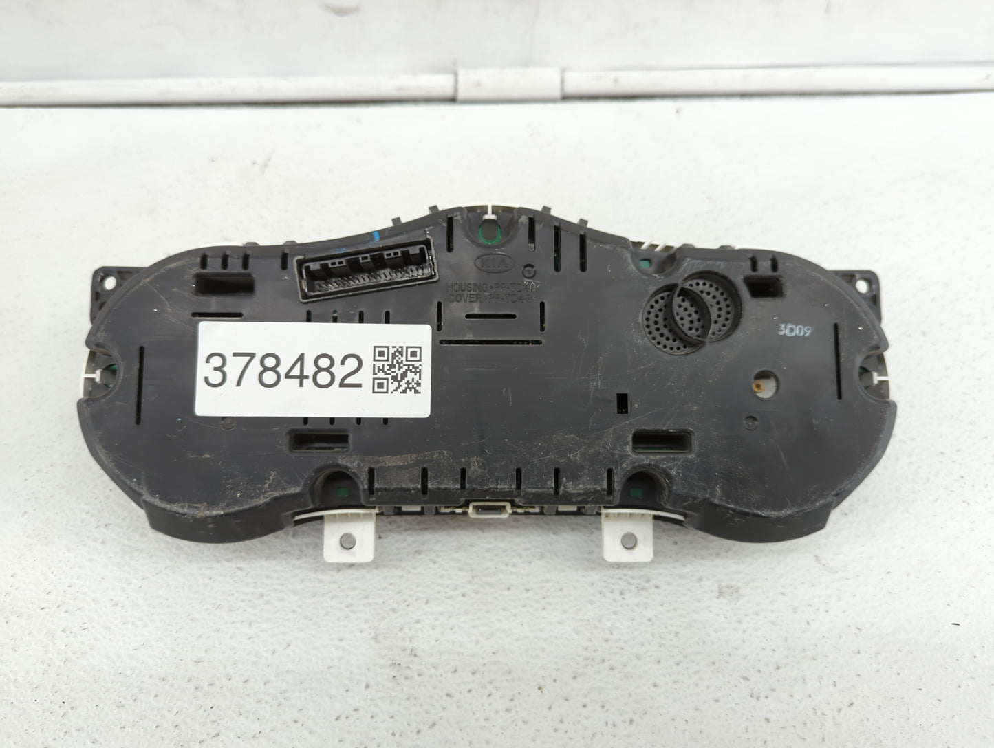 2011-2013 Kia Optima Instrument Cluster Speedometer Gauges P/N:94011-4U013 94011-4U012, 94011-4U010 Fits Fits 2011 2012 2013