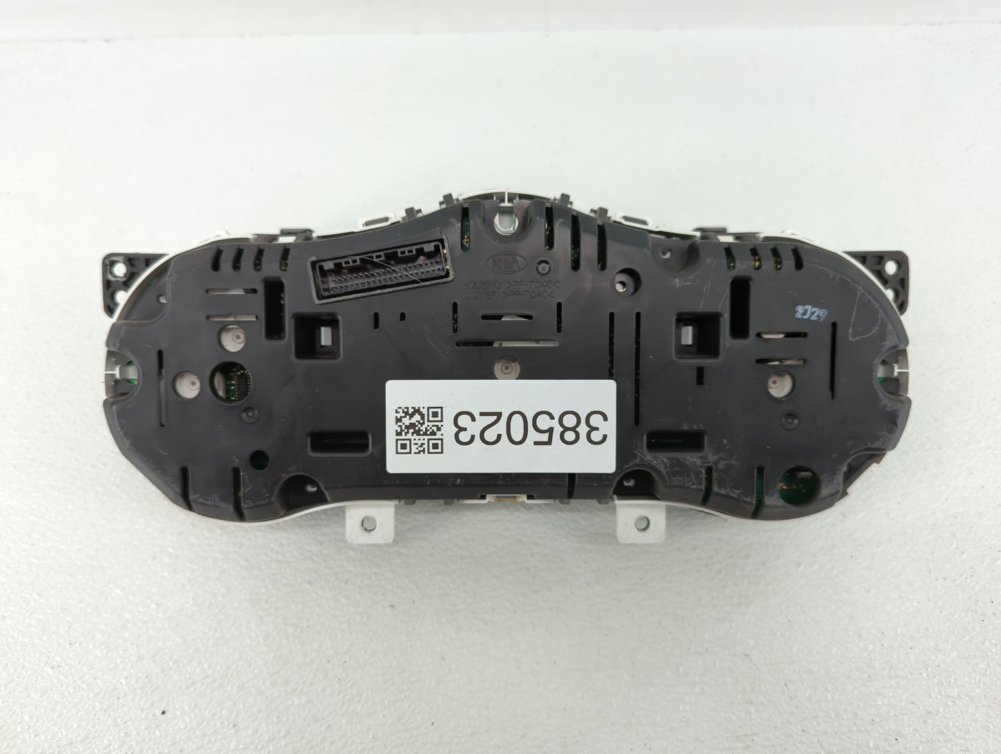 2012-2013 Kia Optima Instrument Cluster Speedometer Gauges P/N:94001-2T323 94001-2T322 Fits Fits 2012 2013 OEM Used Auto Par