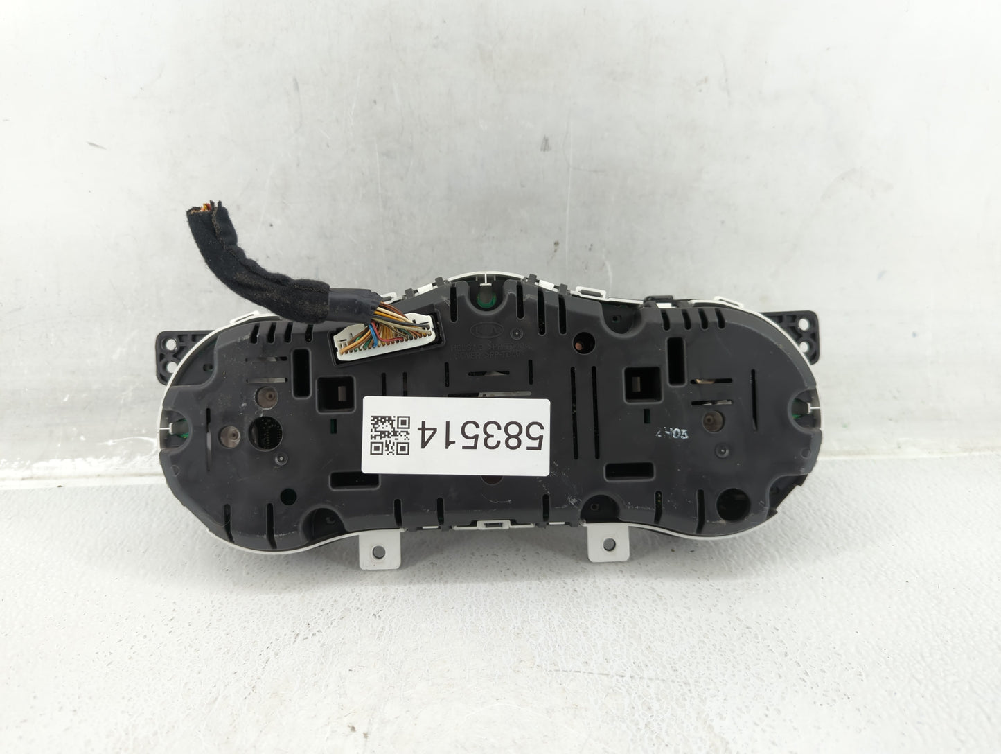 2012-2013 Kia Optima Instrument Cluster Speedometer Gauges P/N:94001-2T322 Fits Fits 2012 2013 OEM Used Auto Parts - Oemused