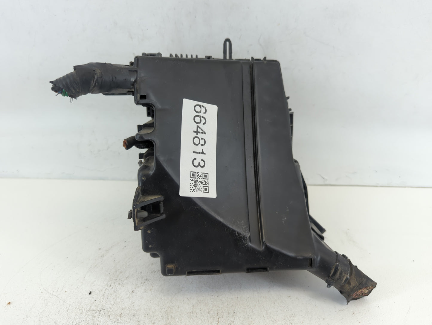 2011-2013 Kia Optima Fusebox Fuse Box Panel Relay Module P/N:91950-2T70 Fits Fits 2011 2012 2013 OEM Used Auto Parts - Oemus