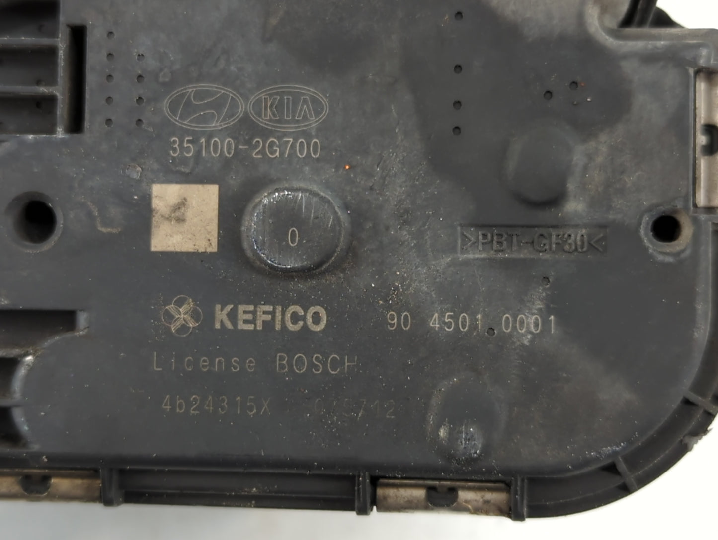 2011-2015 Kia Optima Throttle Body P/N:90 4501 0001 35100-2G700 Fits Fits 2011 2012 2013 2014 2015 2016 OEM Used Auto Parts