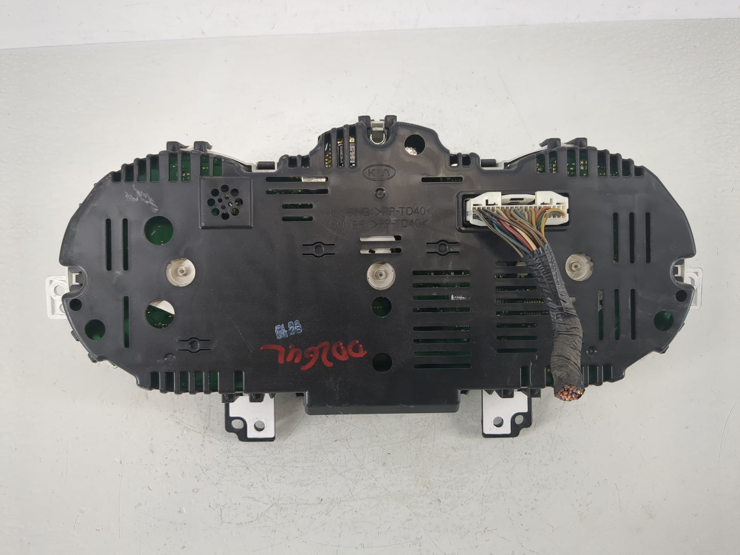 2012-2015 Kia Rio Instrument Cluster Speedometer Gauges P/N:94022-1W018 Fits Fits 2012 2013 2014 2015 OEM Used Auto Parts -