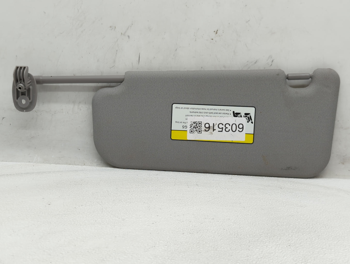 2012-2017 Kia Rio Sun Visor Shade Replacement Passenger Right Mirror Fits Fits 2012 2013 2014 2015 2016 2017 OEM Used Auto P