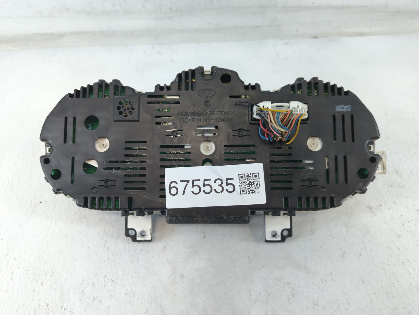 2012-2015 Kia Rio Instrument Cluster Speedometer Gauges P/N:94022-1W018 Miles: Fits Fits 2012 2013 2014 2015 OEM Used Auto P