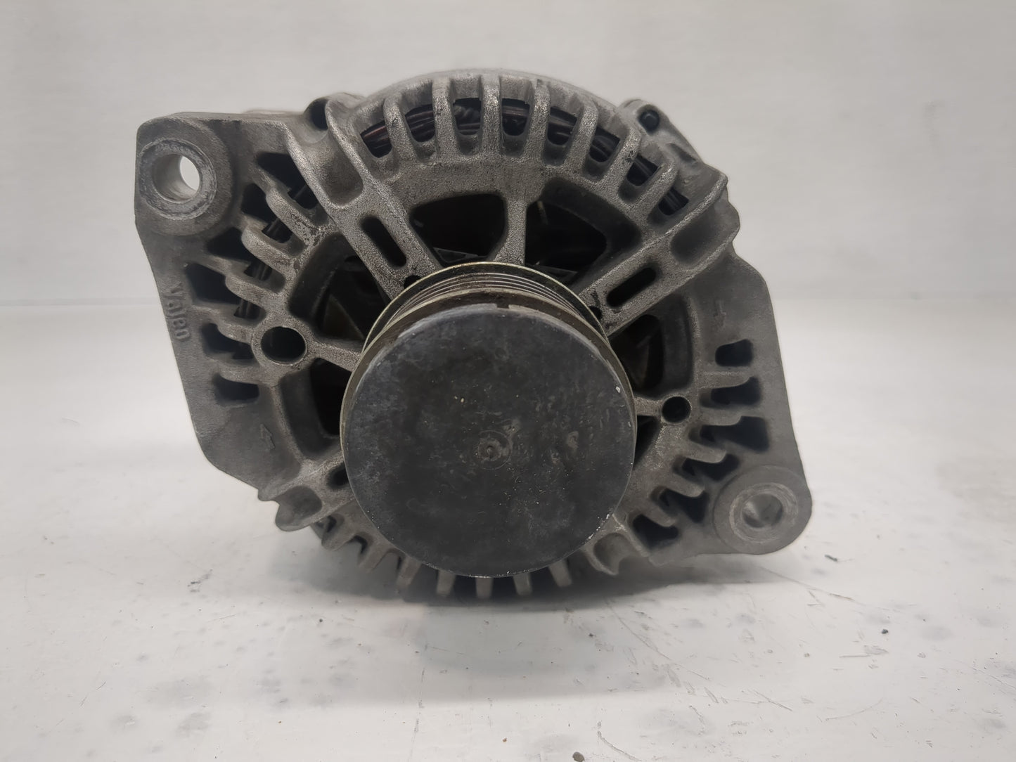 2011-2013 Kia Sorento Alternator Replacement Generator Charging Assembly Engine OEM P/N:37300-2G500 Fits Fits 2010 2011 2012