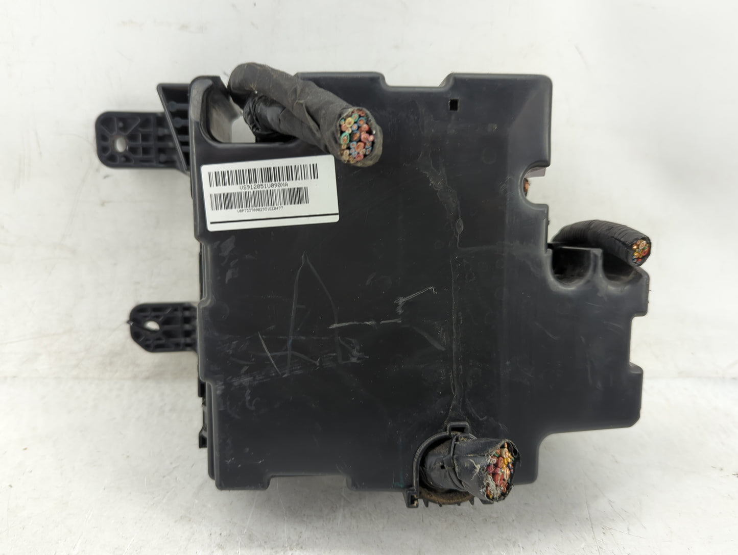 2011-2013 Kia Sorento Fusebox Fuse Box Panel Relay Module P/N:91950-2P000 Fits Fits 2011 2012 2013 OEM Used Auto Parts - Oem