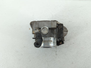 2012-2015 Kia Sorento Throttle Body P/N:904501 0001 35100-2G700 Fits Fits 2011 2012 2013 2014 2015 2016 OEM Used Auto Parts