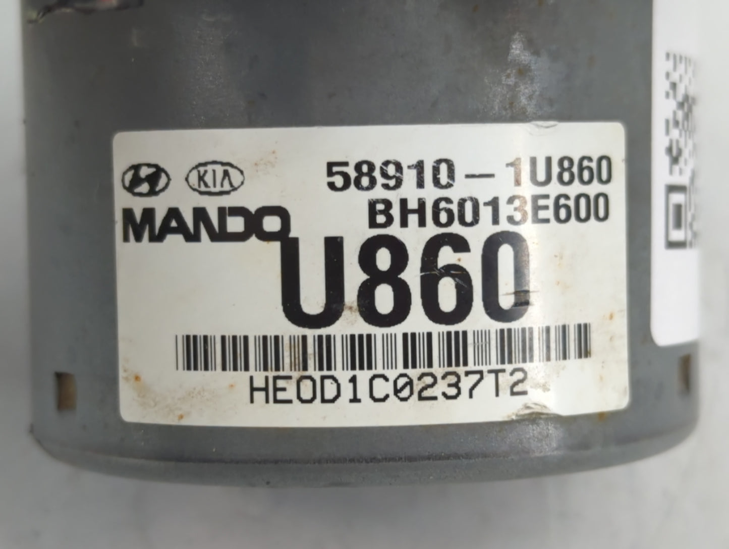 2013 Kia Sorento ABS Pump Control Module Replacement P/N:58910-1U860 Fits OEM Used Auto Parts - Oemusedautoparts1.com