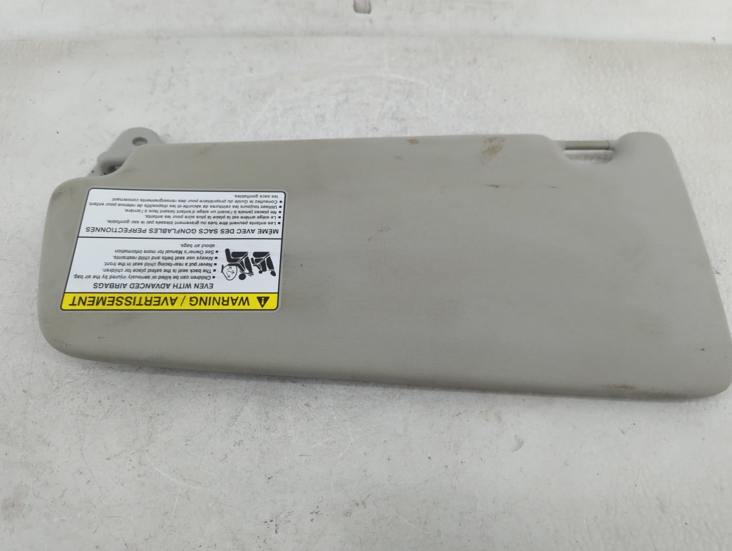 2010-2013 Kia Soul Sun Visor Shade Replacement Passenger Right Mirror Fits Fits 2010 2011 2012 2013 OEM Used Auto Parts - Oe