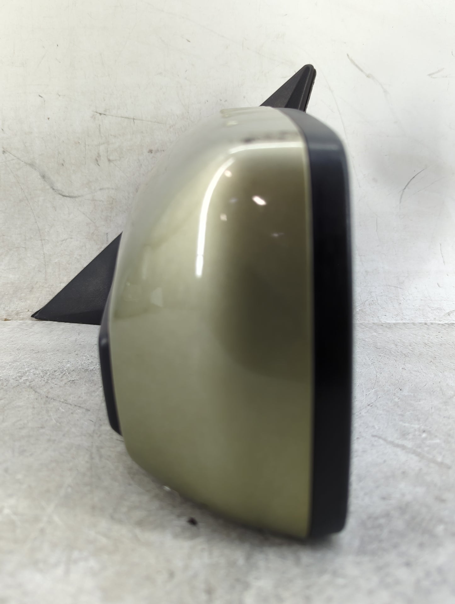 2010-2013 Kia Soul Driver Side View Mirror - Left Door Mirror OEM Used - Oemusedautoparts1.com