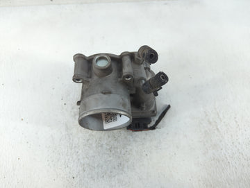 2012-2013 Kia Soul Throttle Body P/N:5531 9P07 35100-2E400 Fits Fits 2012 2013 2014 2015 2016 2018 2019 2020 2021 OEM Used Auto Parts