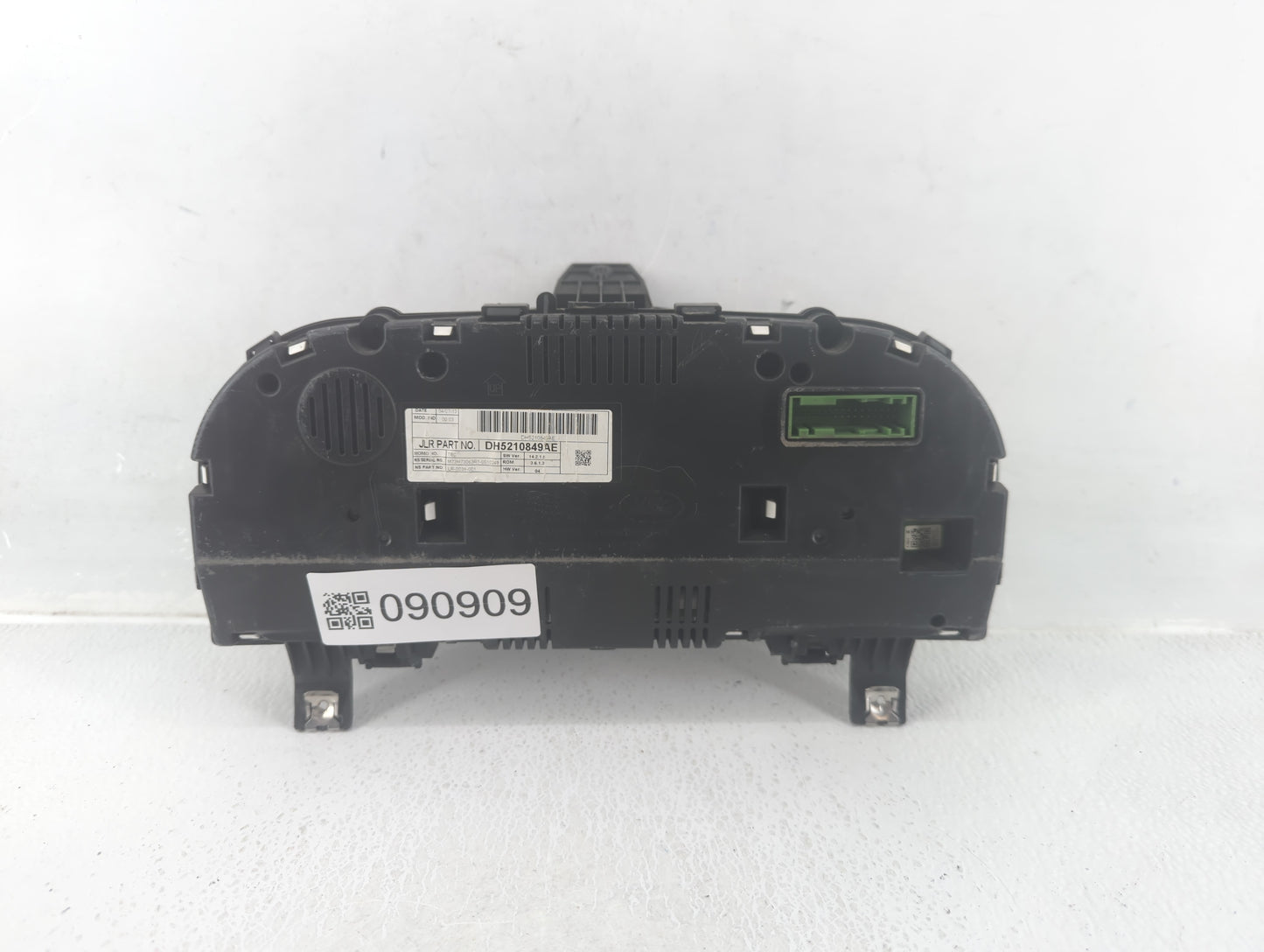 2013-2015 Land Rover Lr2 Instrument Cluster Speedometer Gauges P/N:DH5210849AE Fits Fits 2013 2014 2015 OEM Used Auto Parts