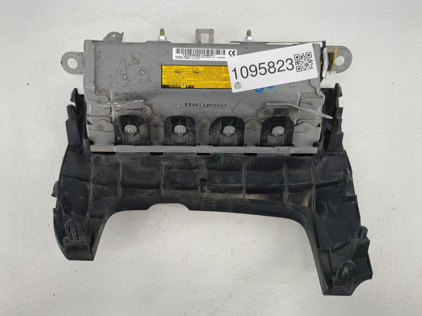 2011-2017 Lexus Ct200h Air Bag Passenger Right Dashboard OEM P/N:1D0M86513M0C Fits Fits 2011 2012 2013 2014 2015 2016 2017 O