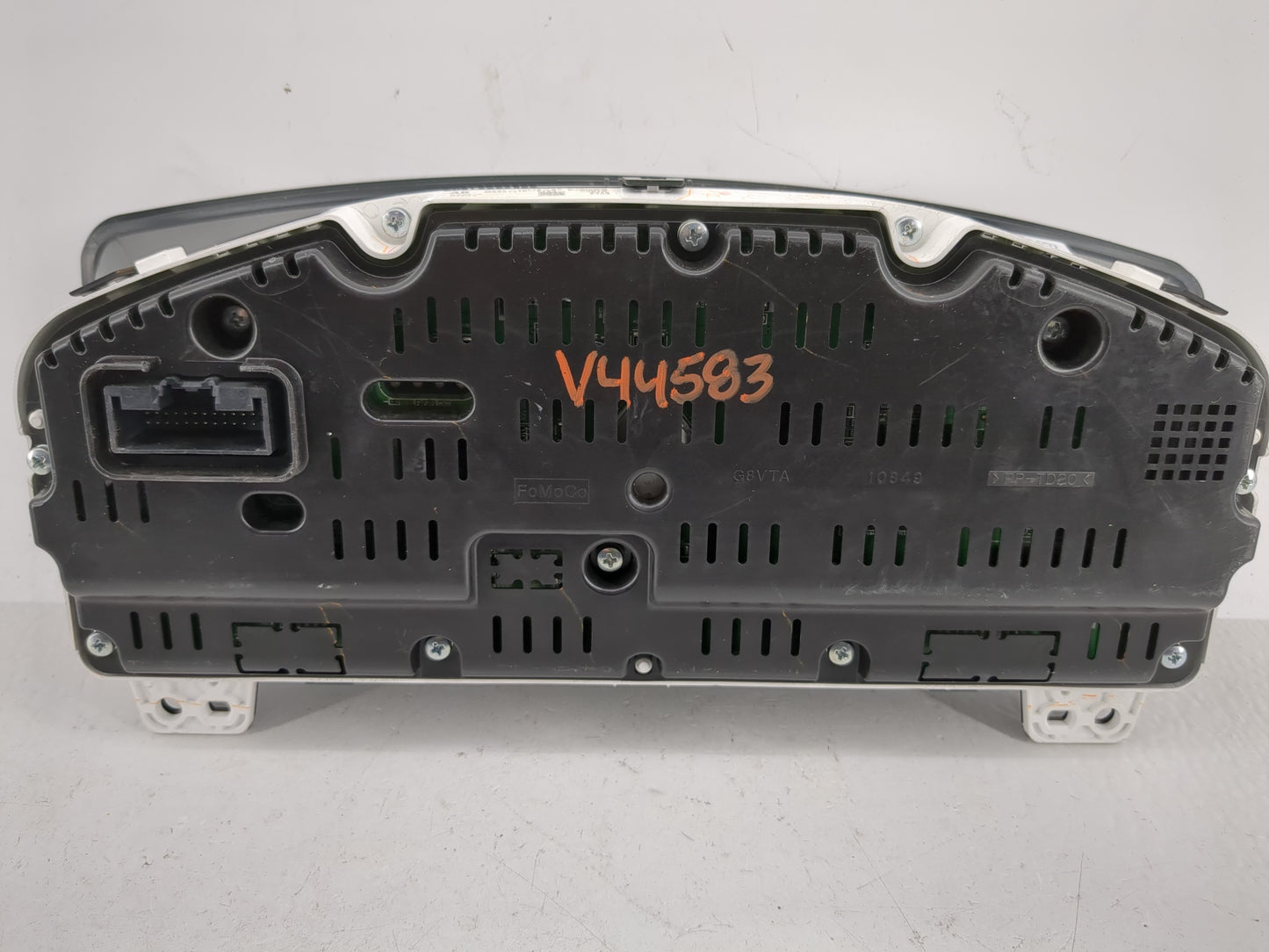 2013 Lincoln Mks Instrument Cluster Speedometer Gauges Fits OEM Used Auto Parts - Oemusedautoparts1.com