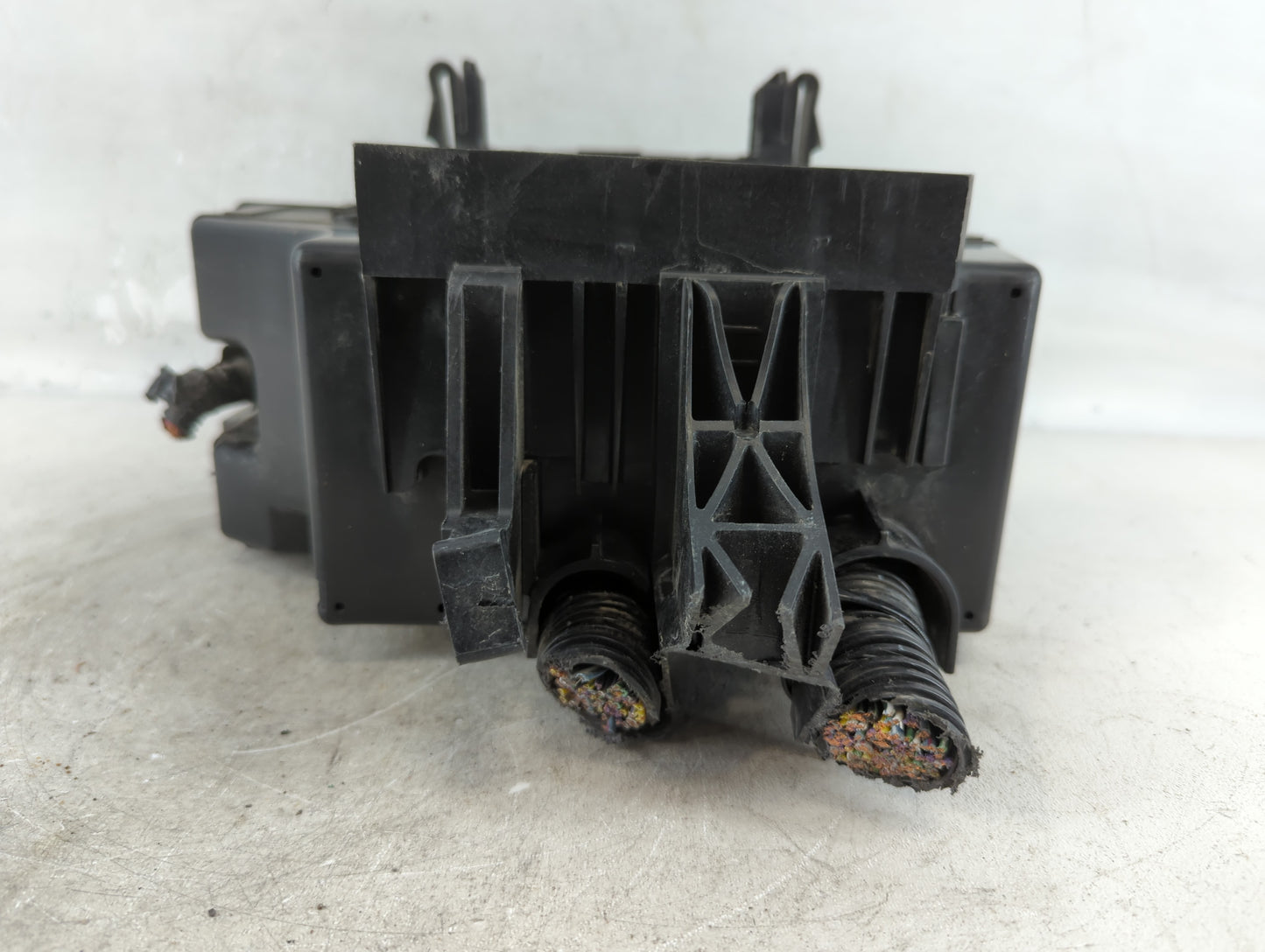 2012-2015 Lincoln Mkx Fusebox Fuse Box Panel Relay Module P/N:CA1T-14290-FF Fits Fits 2012 2013 2014 2015 OEM Used Auto Part