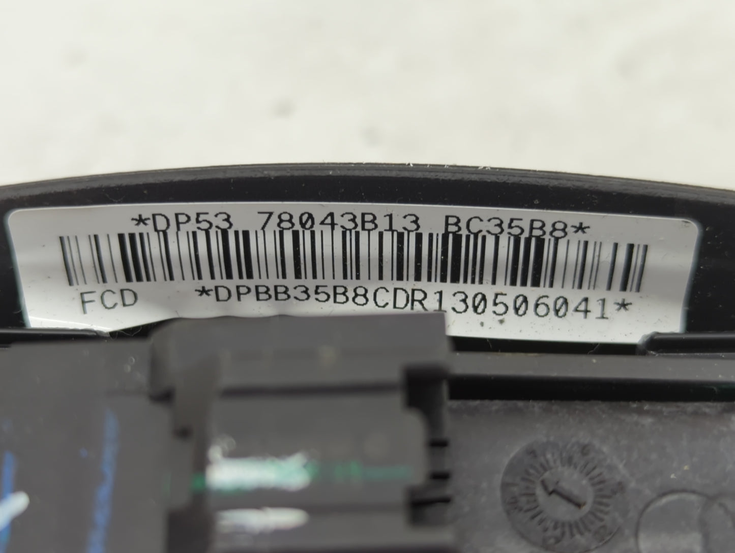 2013-2014 Lincoln Mkz Air Bag Driver Left Steering Wheel Mounted Fits Fits 2013 2014 OEM Used Auto Parts - Oemusedautoparts1