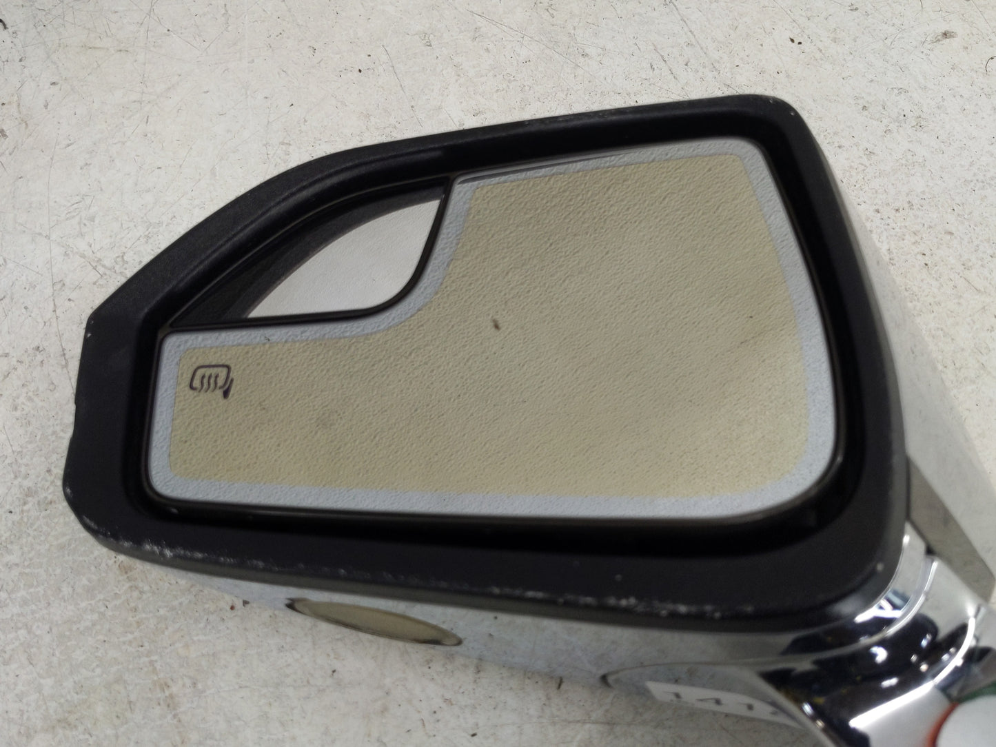 2013-2014 Lincoln Mkz Driver Side View Mirror - Left Door Mirror OEM Used - Oemusedautoparts1.com