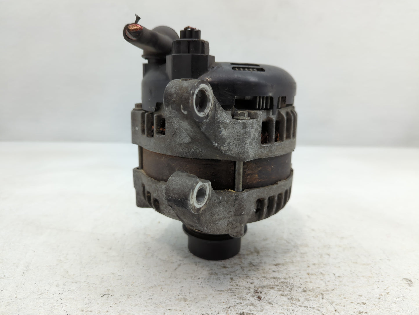 2013-2020 Lincoln Mkz Alternator Replacement Generator Charging Assembly Engine OEM P/N:DG1T-10300-AE Fits OEM Used Auto Par