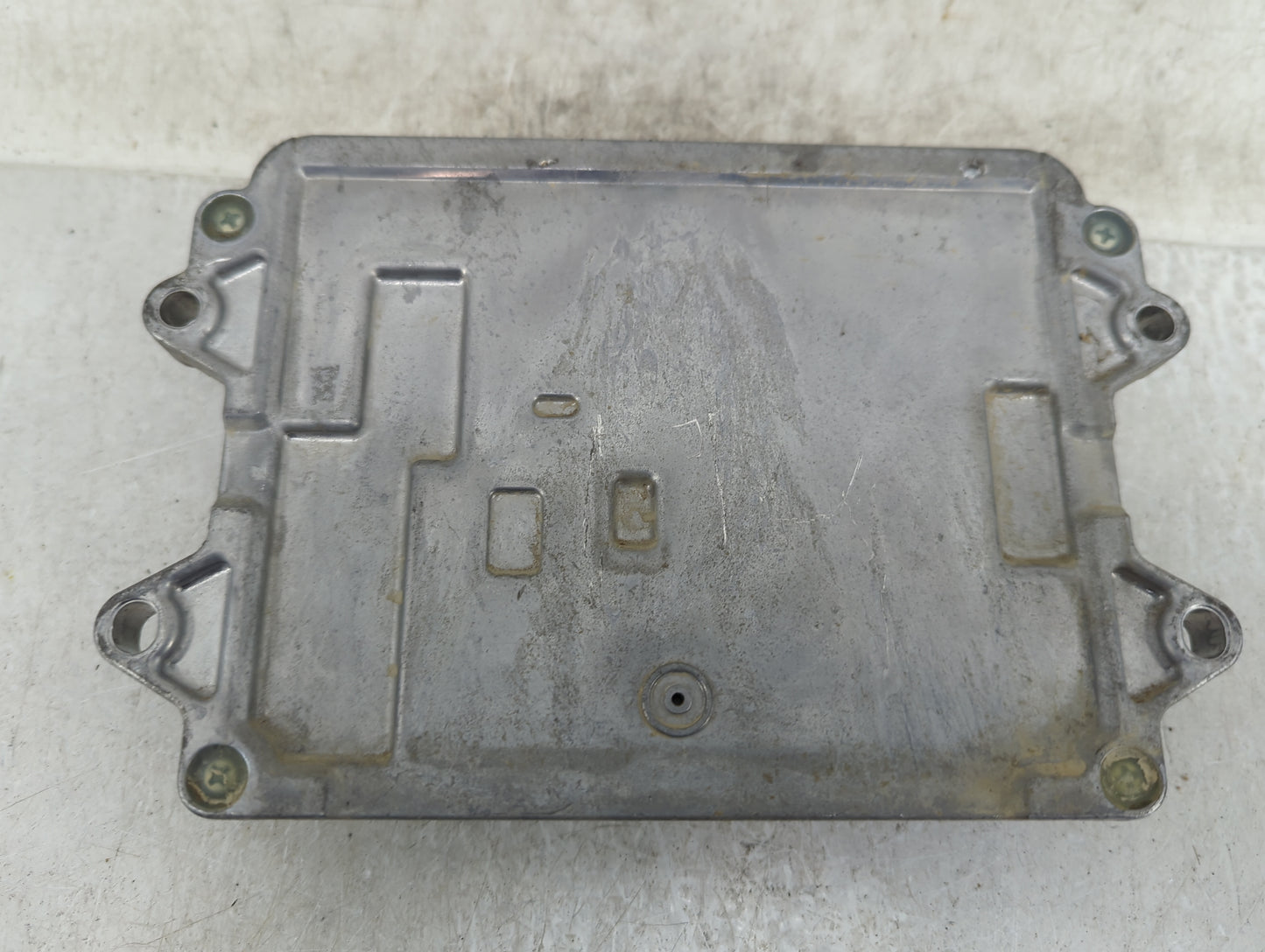 2012-2013 Mazda 3 PCM Engine Control Computer ECU ECM PCU OEM P/N:PE2K 18 881K Fits Fits 2012 2013 OEM Used Auto Parts - Oem