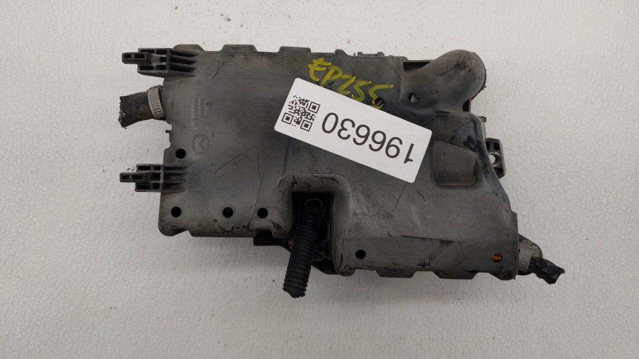 2013 Mazda 3 Fusebox Fuse Box Panel Relay Module P/N:BBM6-66761 BFD2-66761 Fits OEM Used Auto Parts - Oemusedautoparts1.com