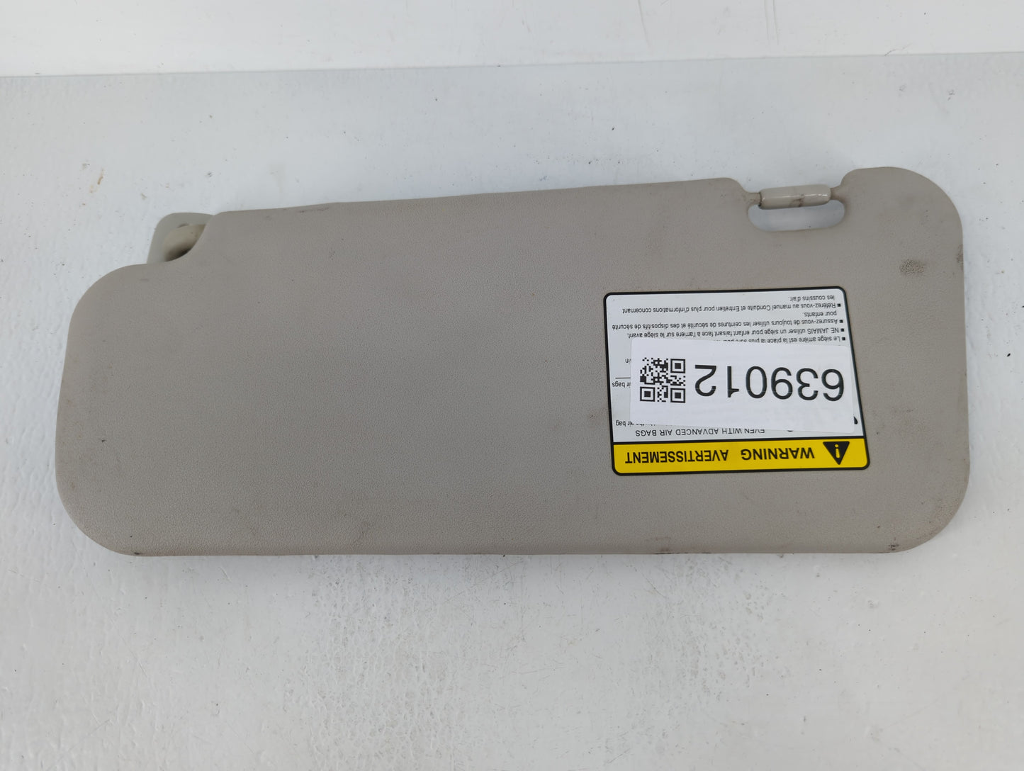 2010-2013 Mazda 3 Sun Visor Shade Replacement Passenger Right Mirror Fits Fits 2010 2011 2012 2013 OEM Used Auto Parts - Oem