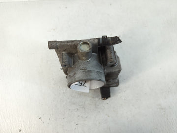 2006-2013 Mazda 3 Throttle Body P/N:125102091 L3R4 13 640 Fits Fits 2006 2007 2008 2009 2010 2011 2012 2013 OEM Used Auto Parts