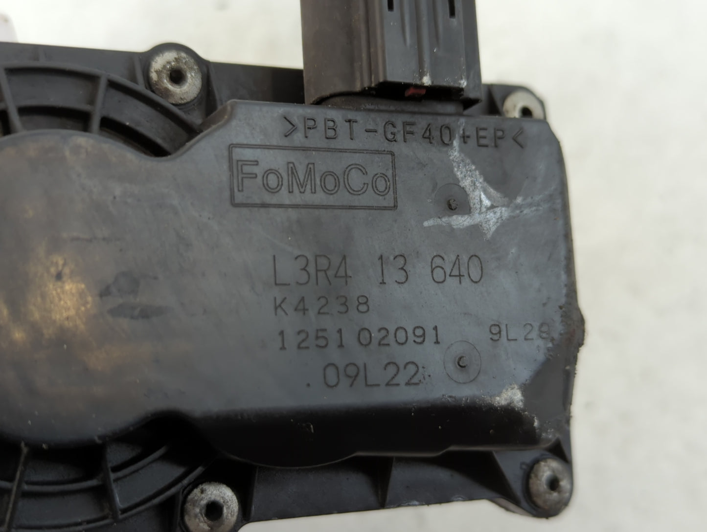 2006-2013 Mazda 3 Throttle Body P/N:125102091 L3R4 13 640 Fits Fits 2006 2007 2008 2009 2010 2011 2012 2013 OEM Used Auto Pa