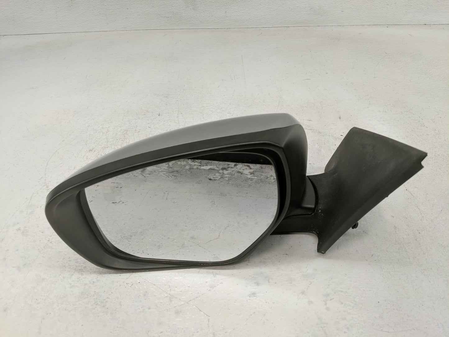 2013 Mazda Cx-9 Side Mirror Replacement Driver Left View Door Mirror Fits OEM Used Auto Parts - Oemusedautoparts1.com