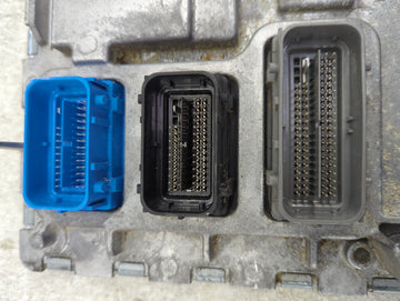 2013 Mazda Mazda3 PCM Engine Control Computer ECU ECM PCU OEM P/N:12718932 12711695, A2C7754500, 116833270 Fits Fits 2012 OEM Used Auto Parts