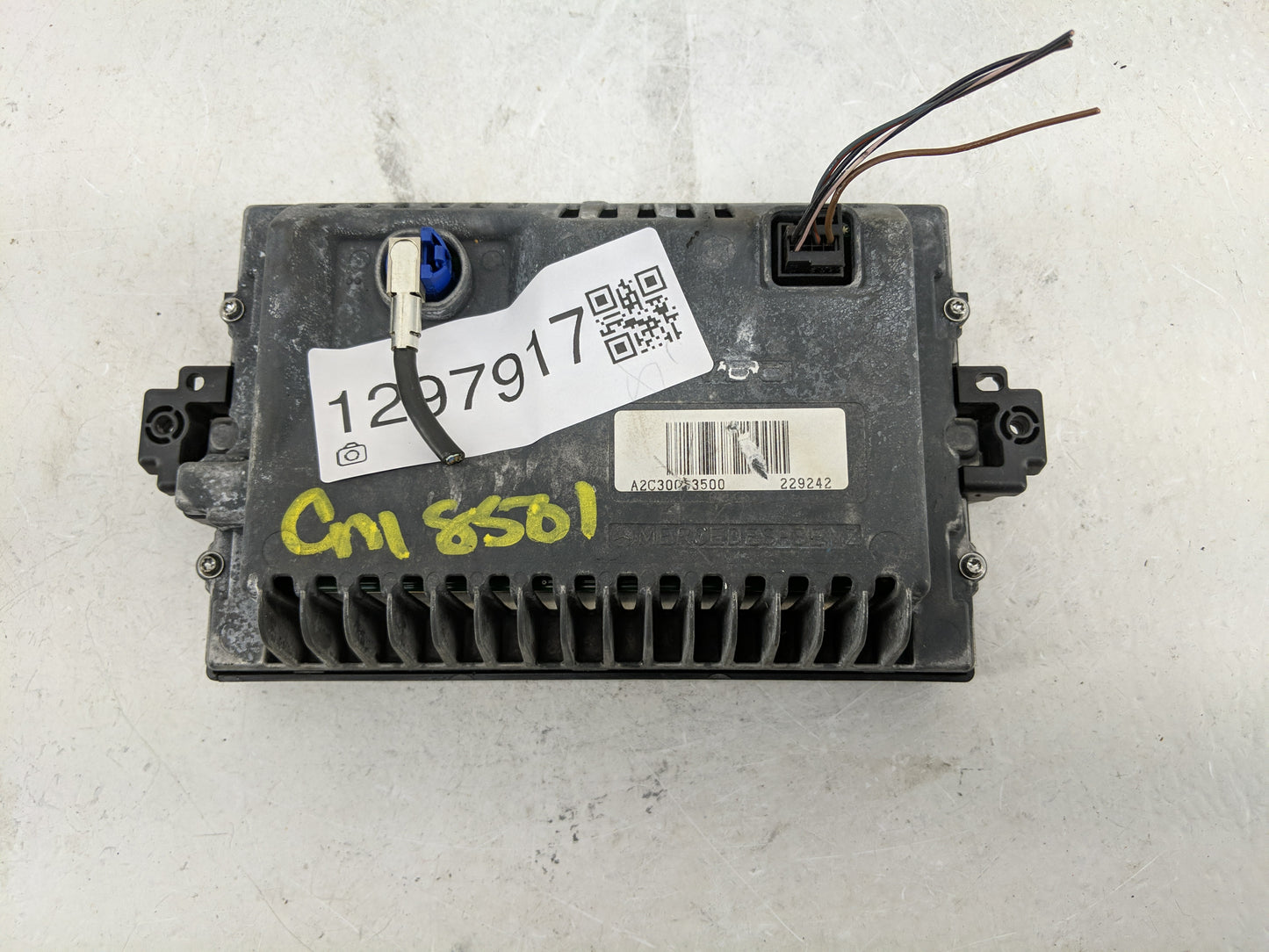 2012-2015 Mercedes-benz C250 Information Display Screen - Oemusedautoparts1.com