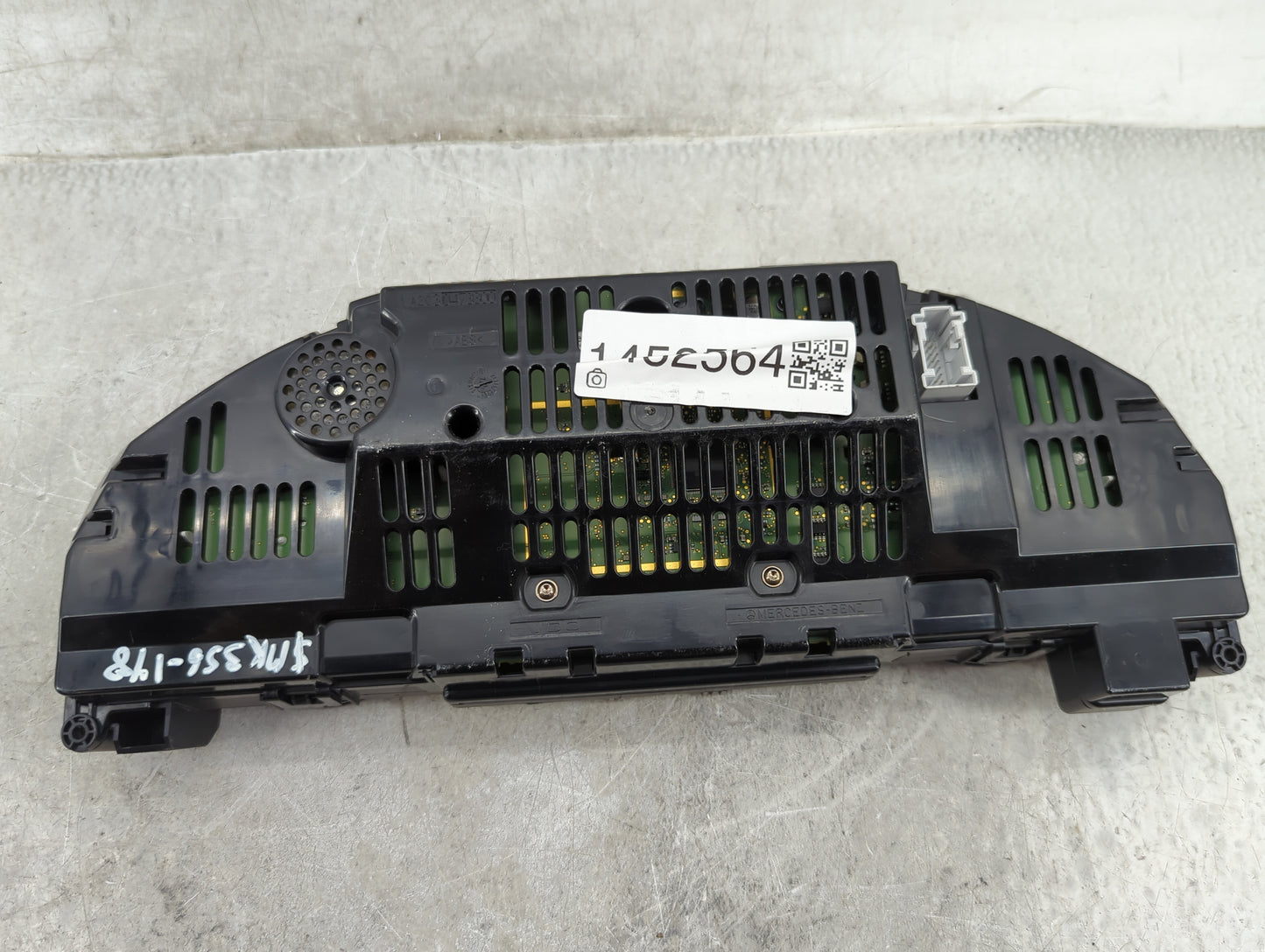 2013 Mercedes-Benz C250 Instrument Cluster Speedometer Gauges P/N:A2C53435305 Miles: Fits OEM Used Auto Parts - Oemusedautop