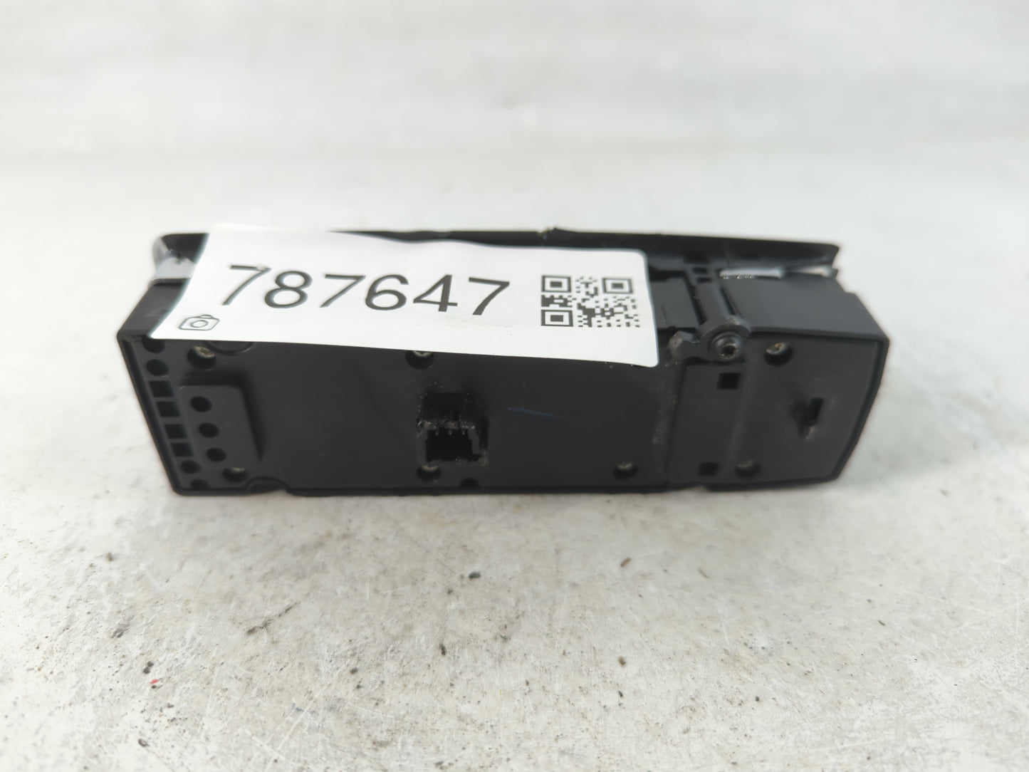2011-2014 Mercedes-Benz C250 Master Power Window Switch Replacement Driver Side Left P/N:10021550 A 204 905 53 02 Fits OEM U