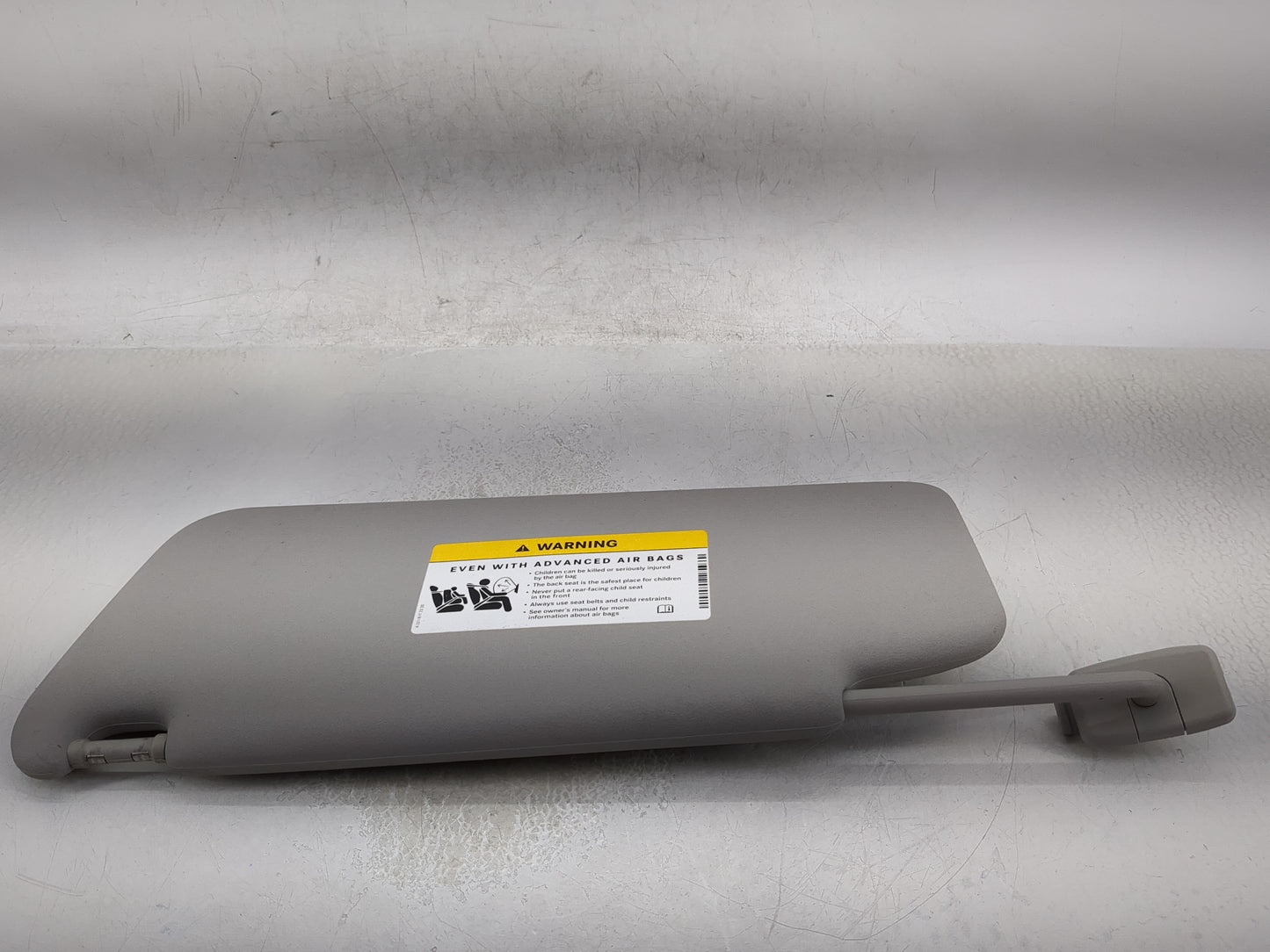 2013 Mercedes-Benz C300 Sun Visor Shade Replacement Passenger Right Mirror Fits OEM Used Auto Parts - Oemusedautoparts1.com