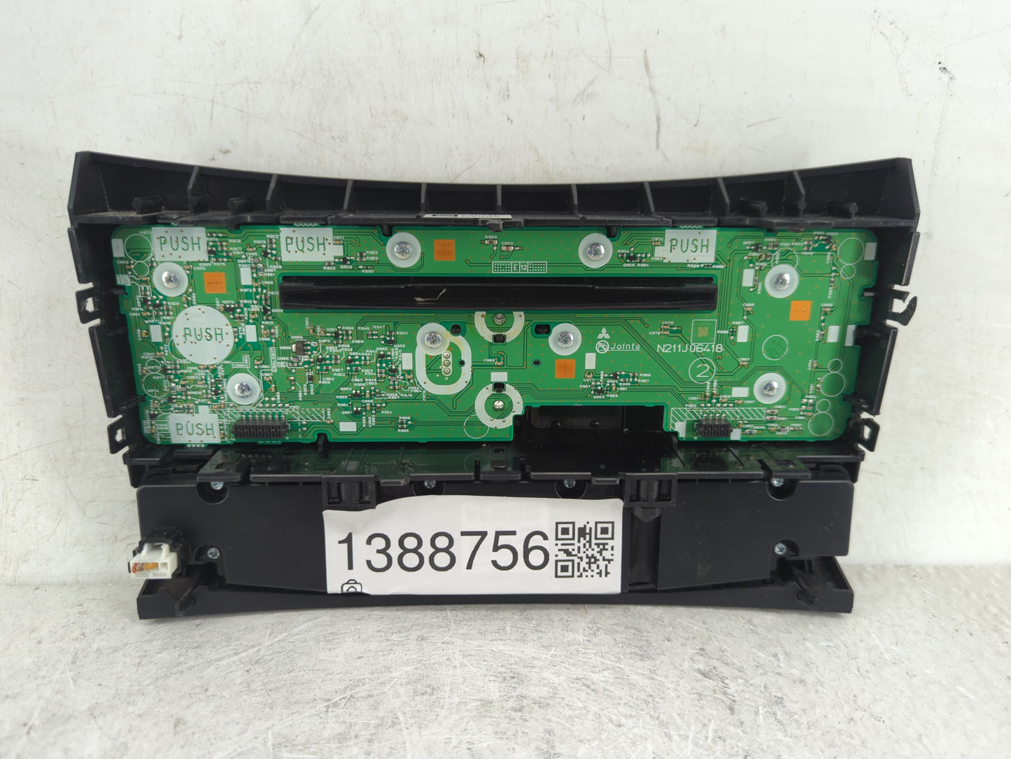 2013 Mercedes-Benz E350 Climate Control Module Temperature AC/Heater Replacement P/N:A2128202510 Fits OEM Used Auto Parts -