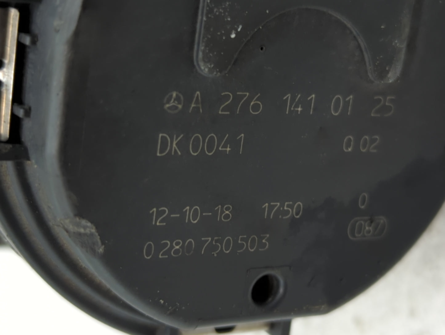 2012-2016 Mercedes-Benz E350 Throttle Body P/N:A 276 141 01 25 2761410125 Fits OEM Used Auto Parts - Oemusedautoparts1.com
