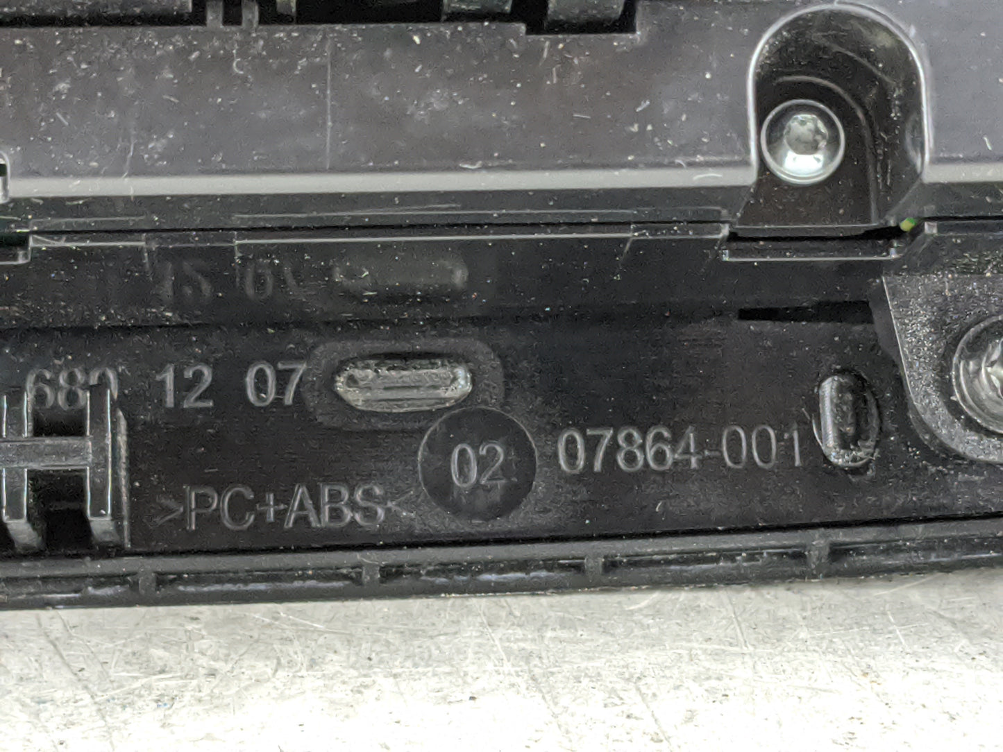 2013 Mercedes-Benz Gl450 Climate Control Module Temperature AC/Heater Replacement P/N:A1668300700 07864-001 Fits OEM Used Au