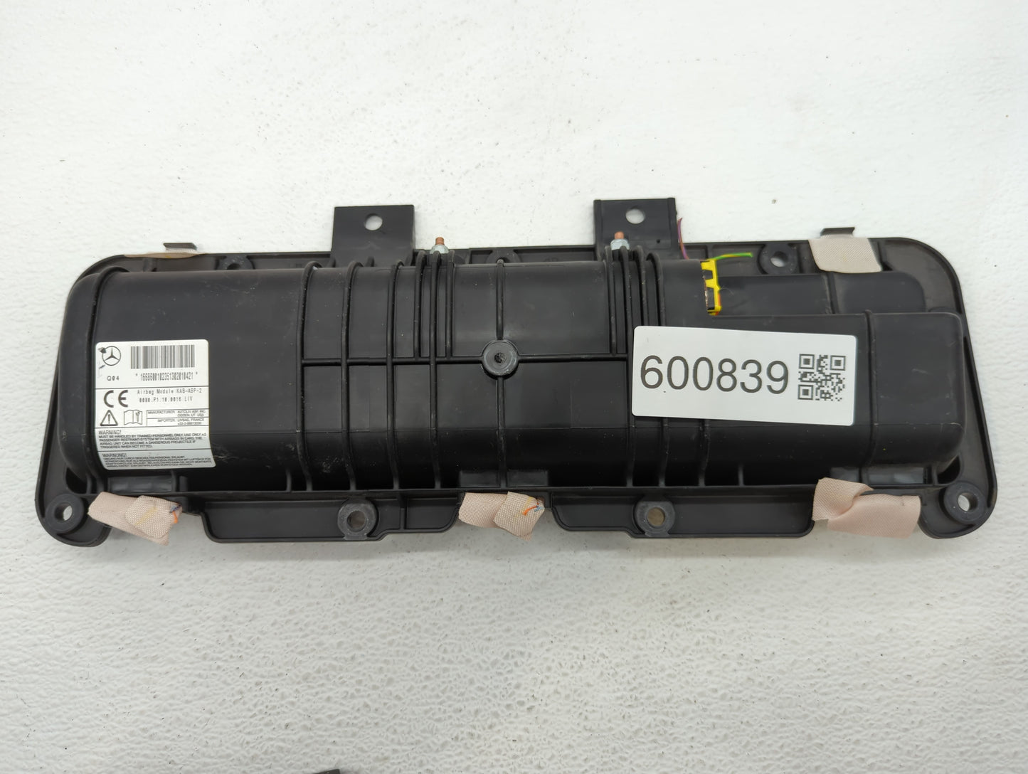 2013-2016 Mercedes-Benz Gl450 Air Bag Driver Left Knee OEM P/N:YTH2ZB0MAGS W166KAB Fits OEM Used Auto Parts - Oemusedautopar