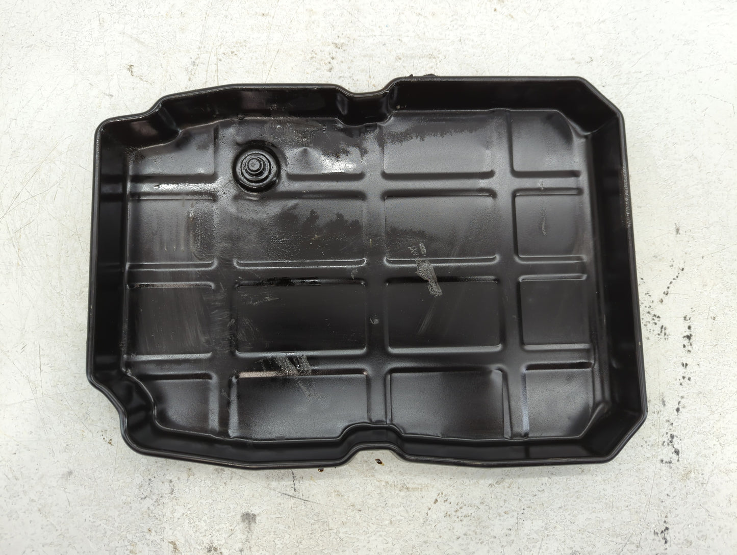 2012-2015 Mercedes-Benz Ml350 Engine Oil Pan P/N:2112709900 Fits Fits 2012 2013 2014 2015 2016 2017 OEM Used Auto Parts - Oe