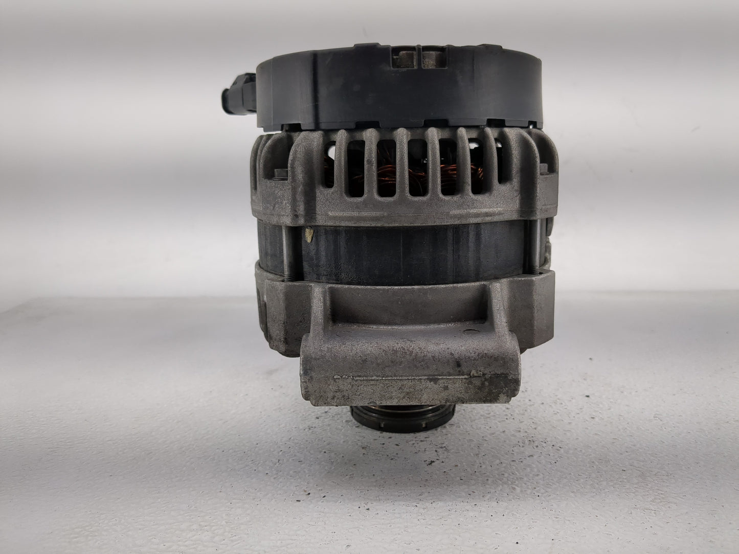 2009-2014 Mini Cooper Alternator Replacement Generator Charging Assembly Engine OEM P/N:0 125 711 011 Fits OEM Used Auto Par