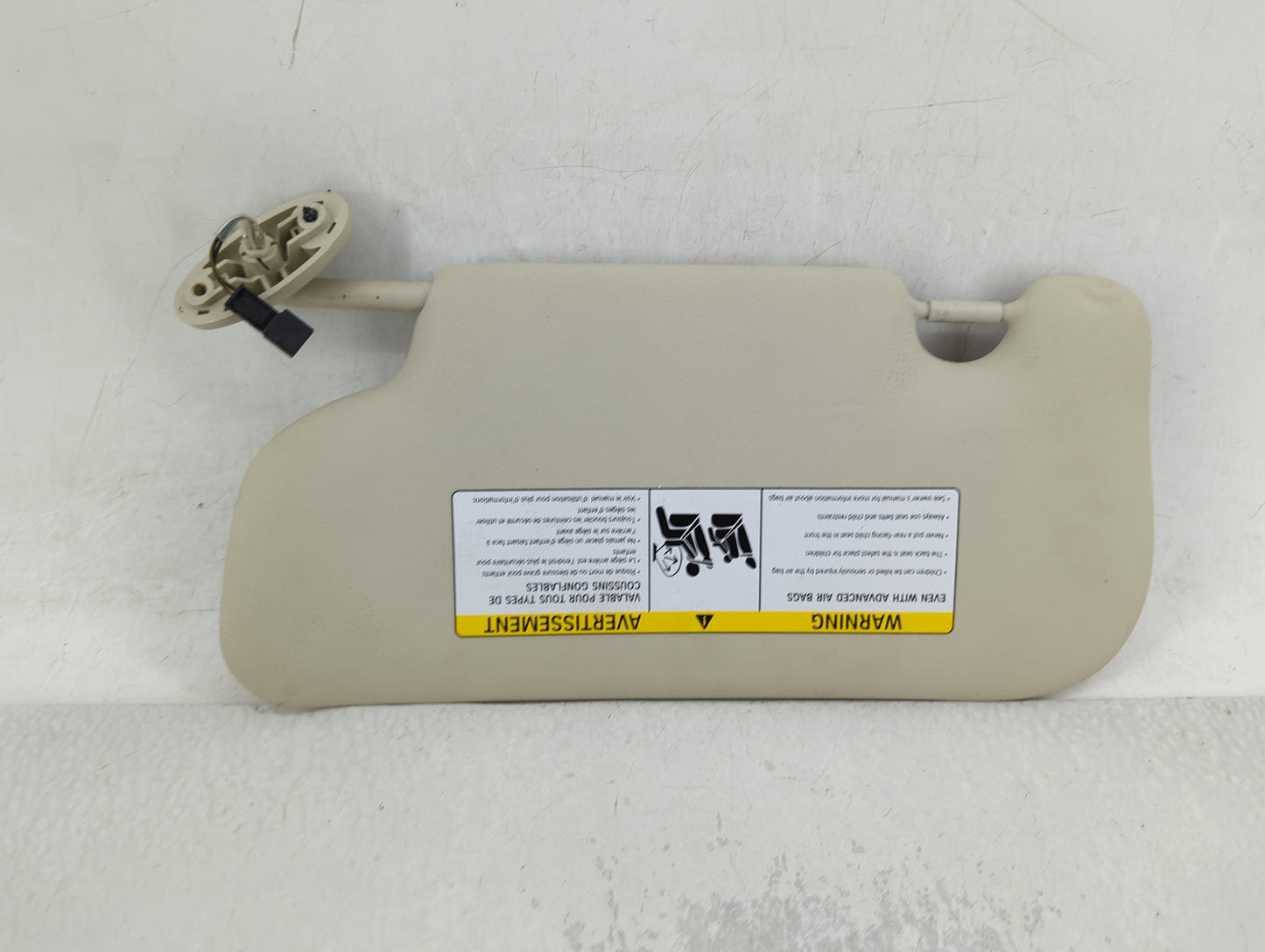 2013 Mini Cooper Sun Visor Shade Replacement Passenger Right Mirror Fits OEM Used Auto Parts - Oemusedautoparts1.com