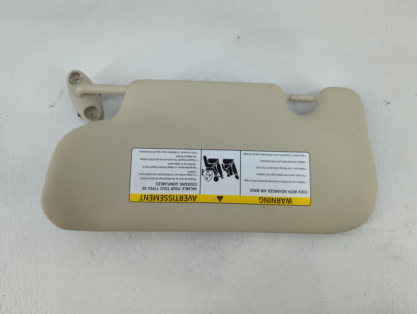 2013 Mini Cooper Sun Visor Shade Replacement Passenger Right Mirror Fits OEM Used Auto Parts - Oemusedautoparts1.com