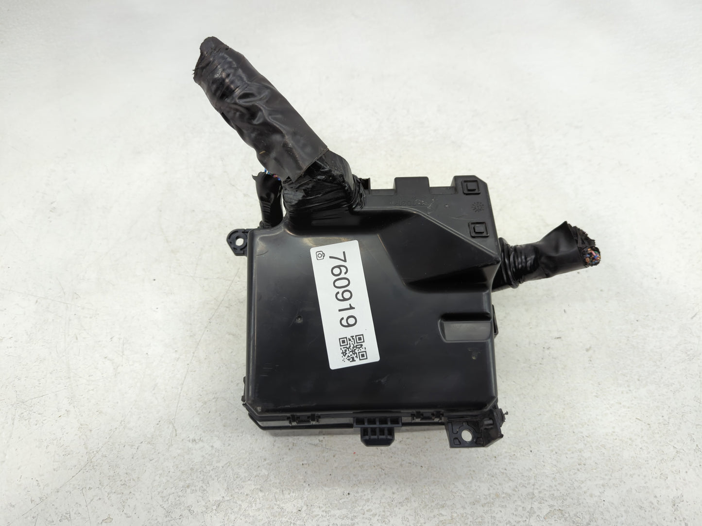 2012-2015 Mitsubishi Lancer Fusebox Fuse Box Panel Relay Module P/N:8565A268 Fits Fits 2012 2013 2014 2015 OEM Used Auto Par