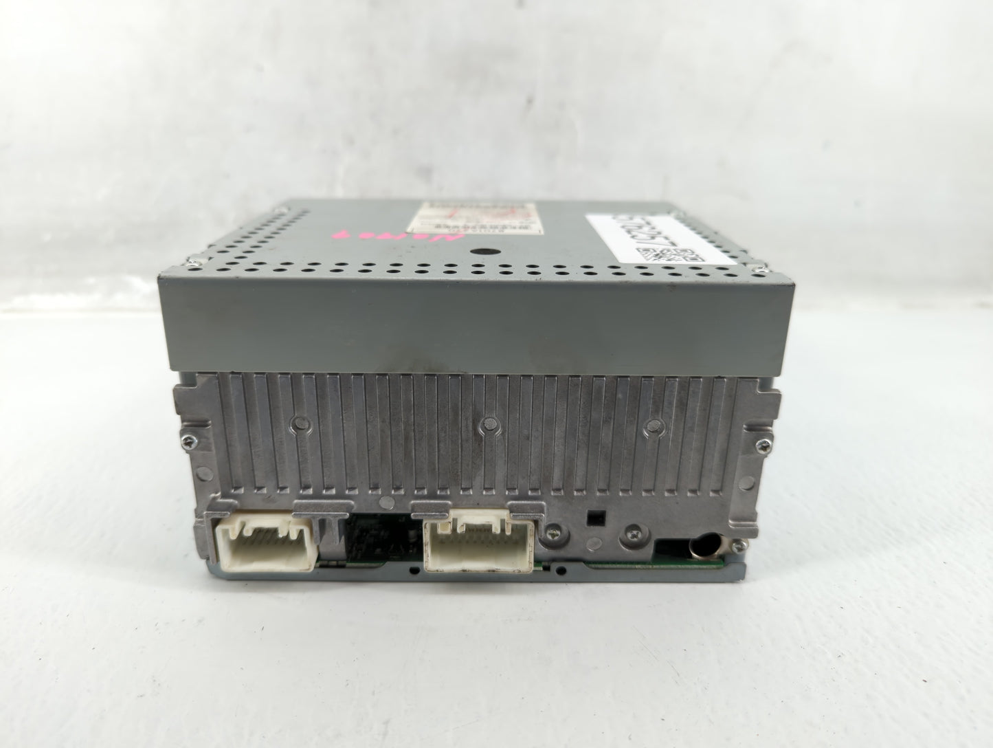 2013 Mitsubishi Outlander Radio AM FM Cd Player Receiver Replacement P/N:8701A470 Fits OEM Used Auto Parts - Oemusedautopart