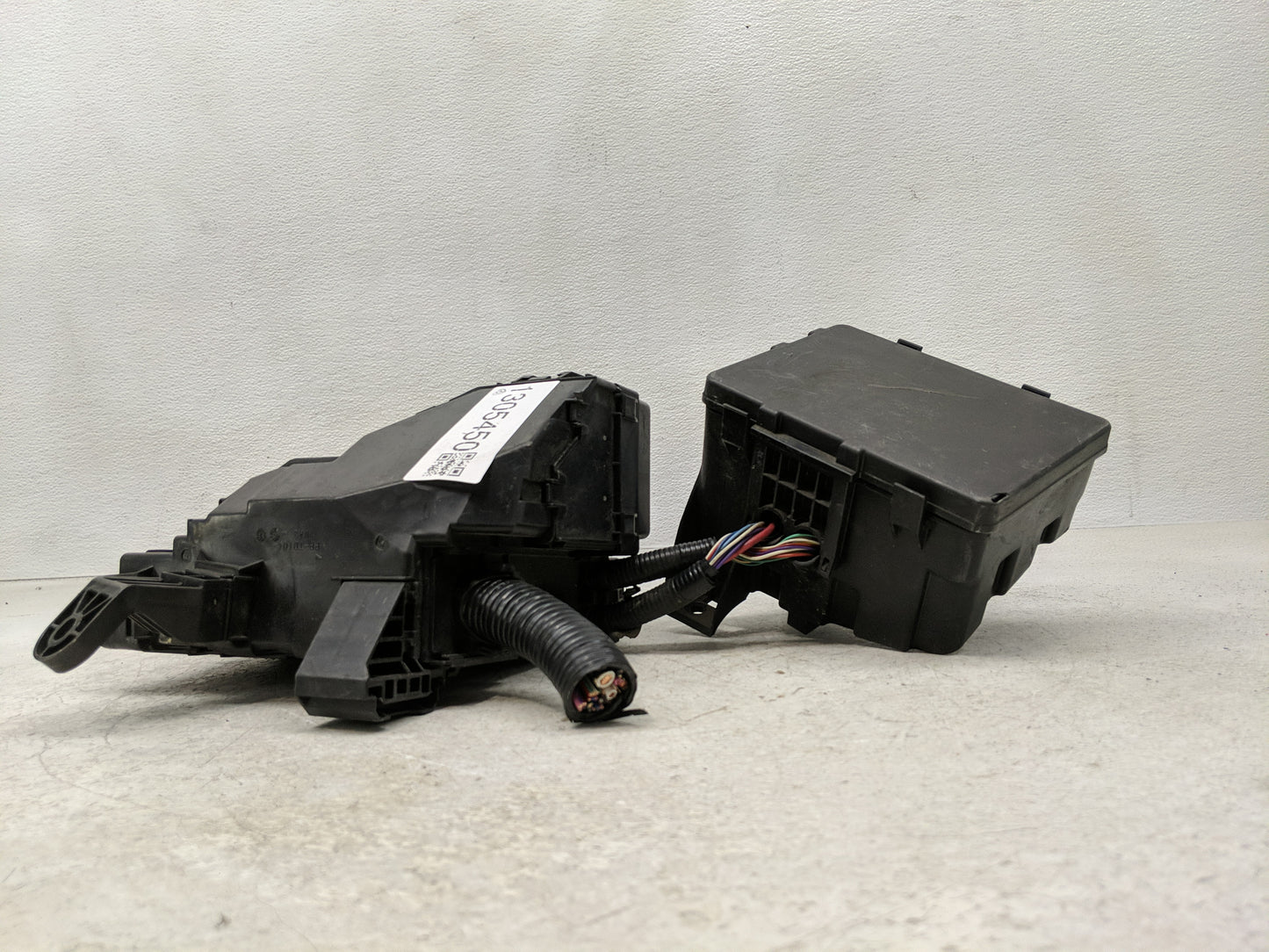 2013-2014 Nissan Altima Fusebox Fuse Box Panel Relay Module Fits Fits 2013 2014 OEM Used Auto Parts - Oemusedautoparts1.com