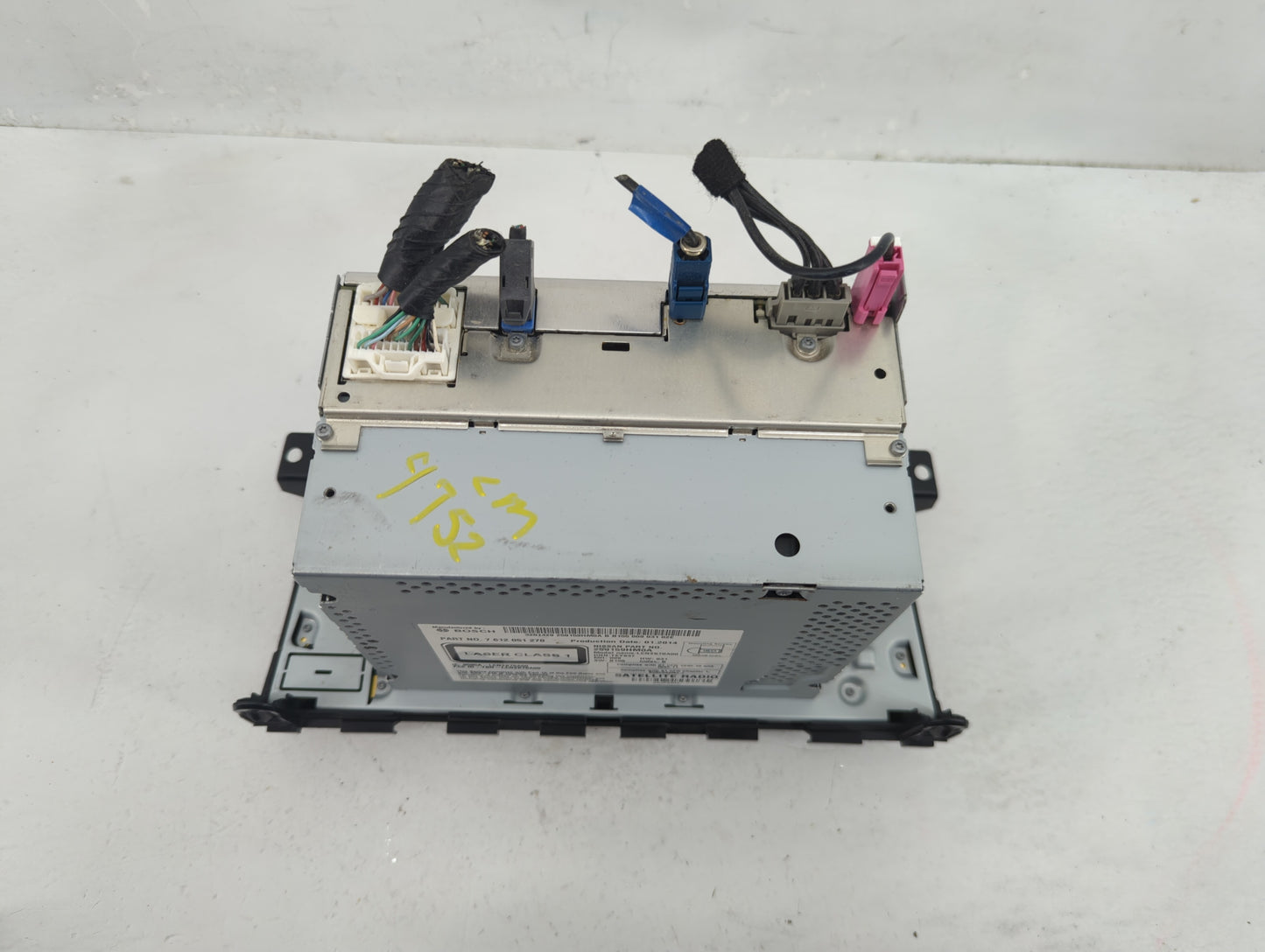 2013-2014 Nissan Altima Radio AM FM Cd Player Receiver Replacement P/N:7 612 051 270 Fits Fits 2013 2014 OEM Used Auto Parts