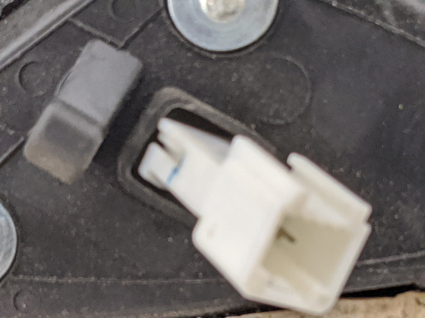 2008-2013 Nissan Altima Passenger Side View Mirror - Right Door Mirror OEM Used - Oemusedautoparts1.com
