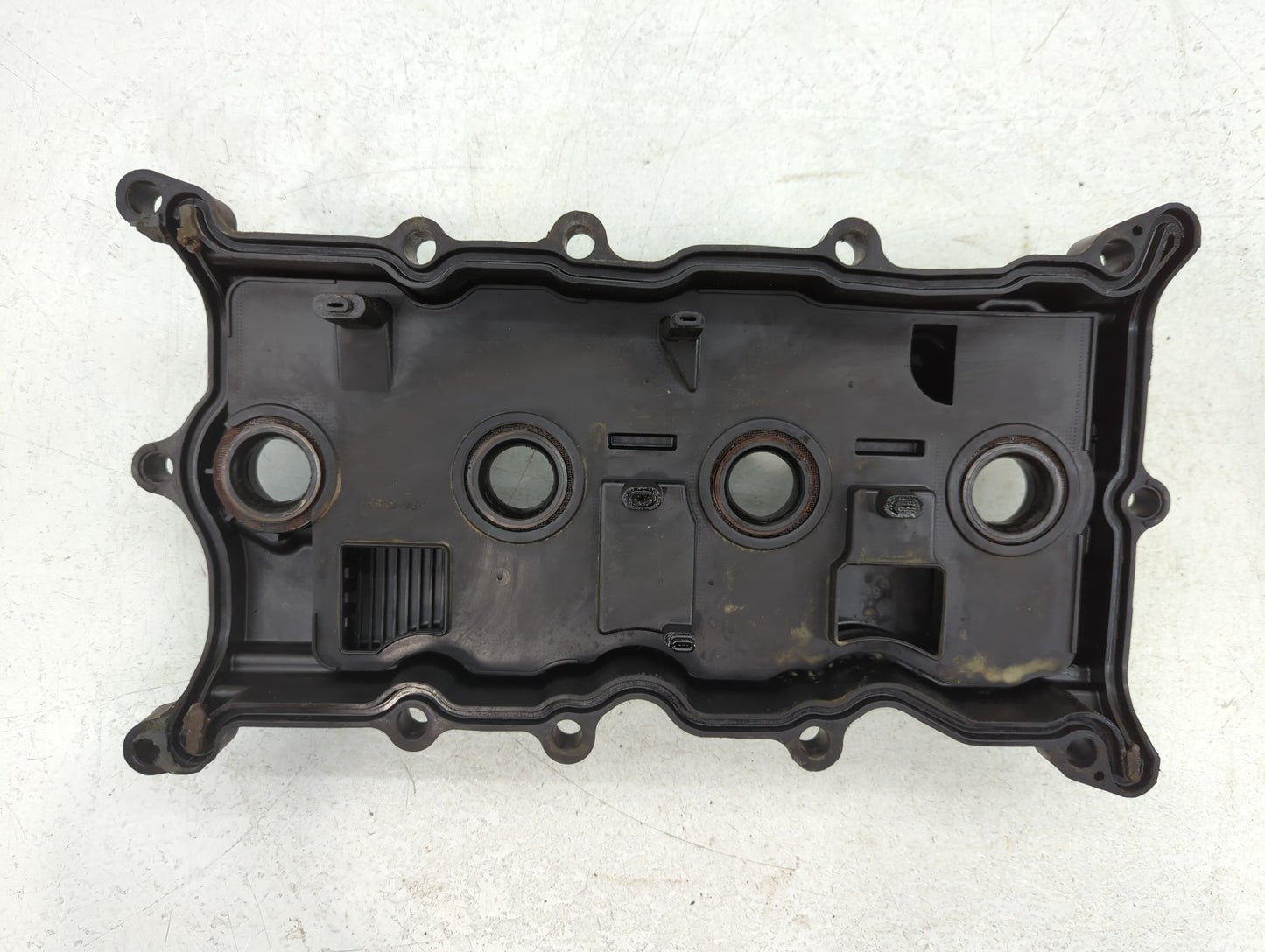 2013 Nissan Altima Driver Left Cylinder Head Valve Cover P/N:PA-GF33 Fits OEM Used Auto Parts - Oemusedautoparts1.com