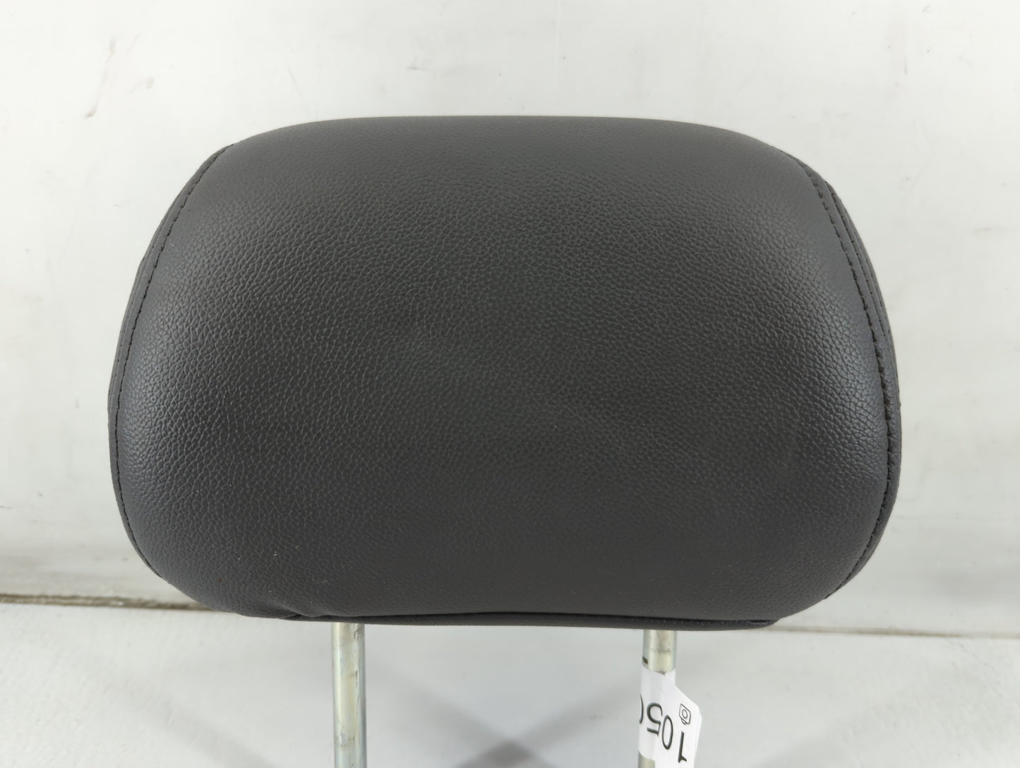 2011-2014 Nissan Maxima Headrest Head Rest Front Driver Passenger Seat Fits Fits 2011 2012 2013 2014 OEM Used Auto Parts - O