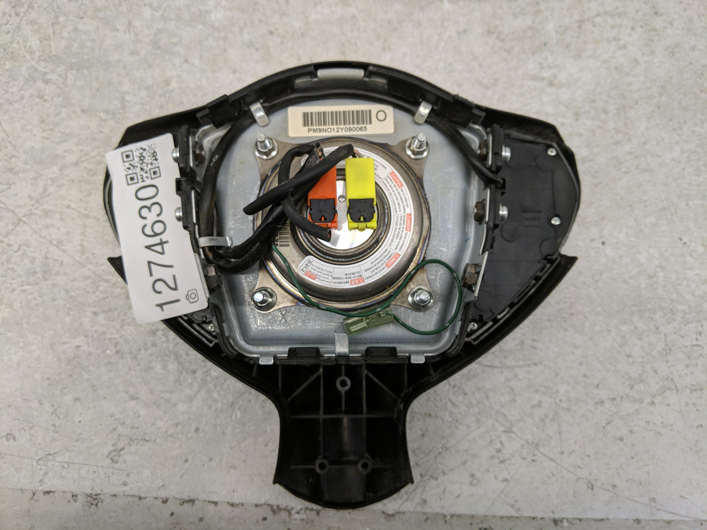 2009-2014 Nissan Maxima Air Bag Driver Left Steering Wheel Mounted Fits Fits 2009 2010 2011 2012 2013 2014 OEM Used Auto Par