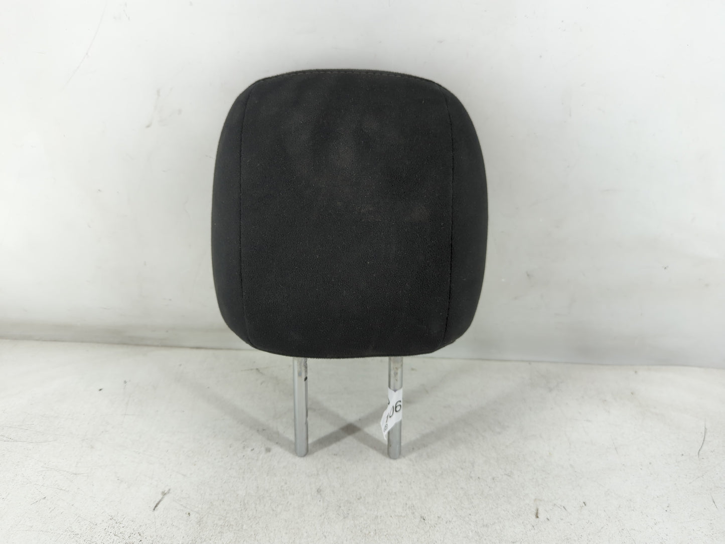 2013 Nissan Pathfinder Headrest Head Rest Rear Center Seat Fits OEM Used Auto Parts - Oemusedautoparts1.com